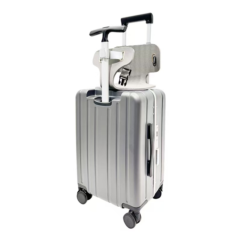 Mother and child PC treasure luggage