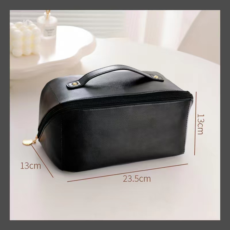 large-capacity-cosmetic-bag large-capacity-cosmetic-bag