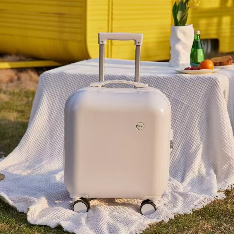 Would you like to distribute or retail a perfect red carry on luggage for children?