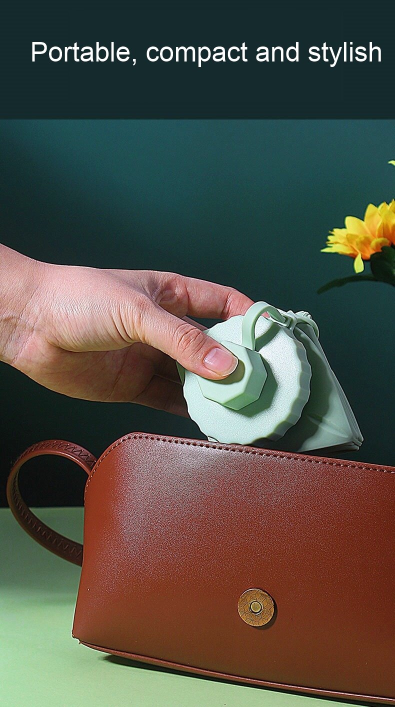 Wholesale Food-grade travel silicone collapsible water bottle 600ml