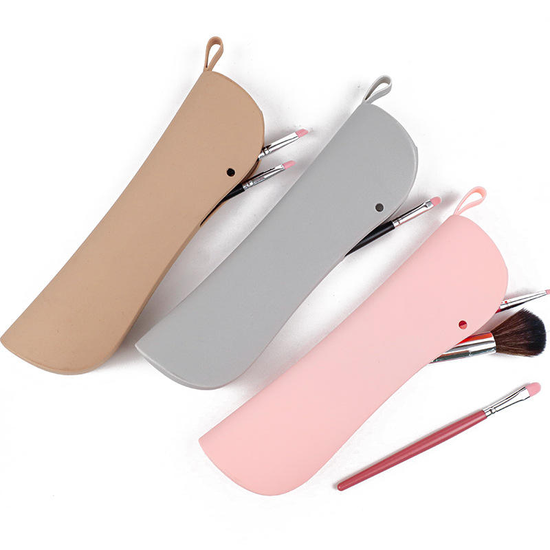 Wholesale Face Brushes Makeup Tools Organizer Pouch for Women Silicone Travel Makeup Bag