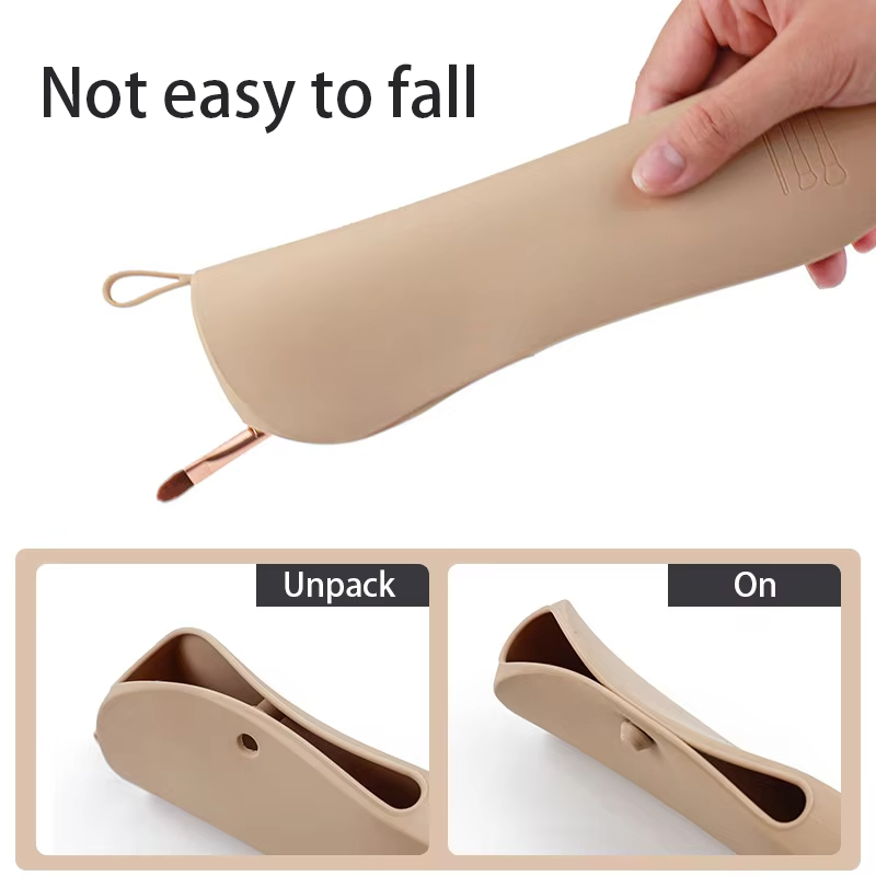 Wholesale Face Brushes Makeup Tools Organizer Pouch for Women Silicone Travel Makeup Bag