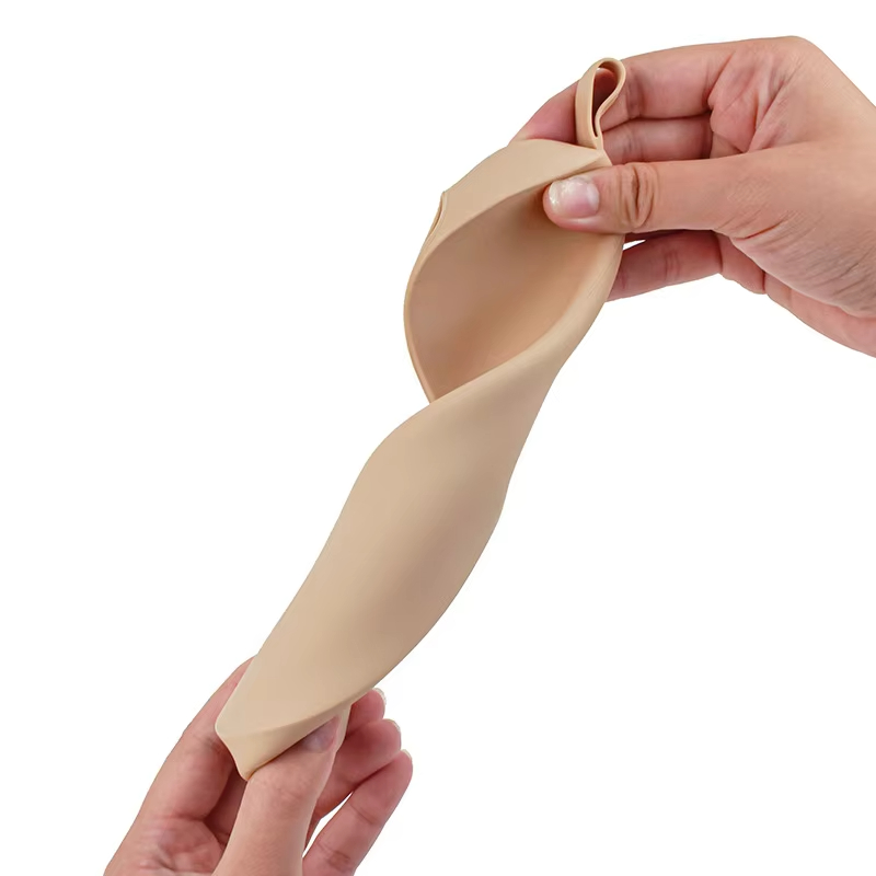 Wholesale Face Brushes Makeup Tools Organizer Pouch for Women Silicone Travel Makeup Bag